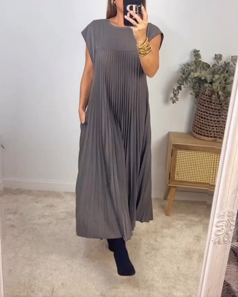 Louvraine - Elegant Pleated Maxi Dress