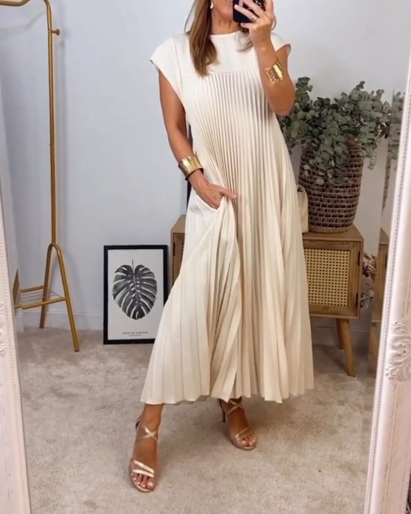 Louvraine - Elegant Pleated Maxi Dress