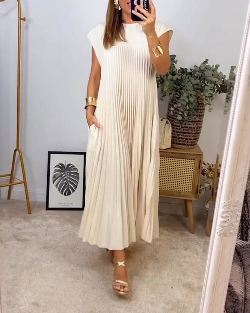 Louvraine - Elegant Pleated Maxi Dress